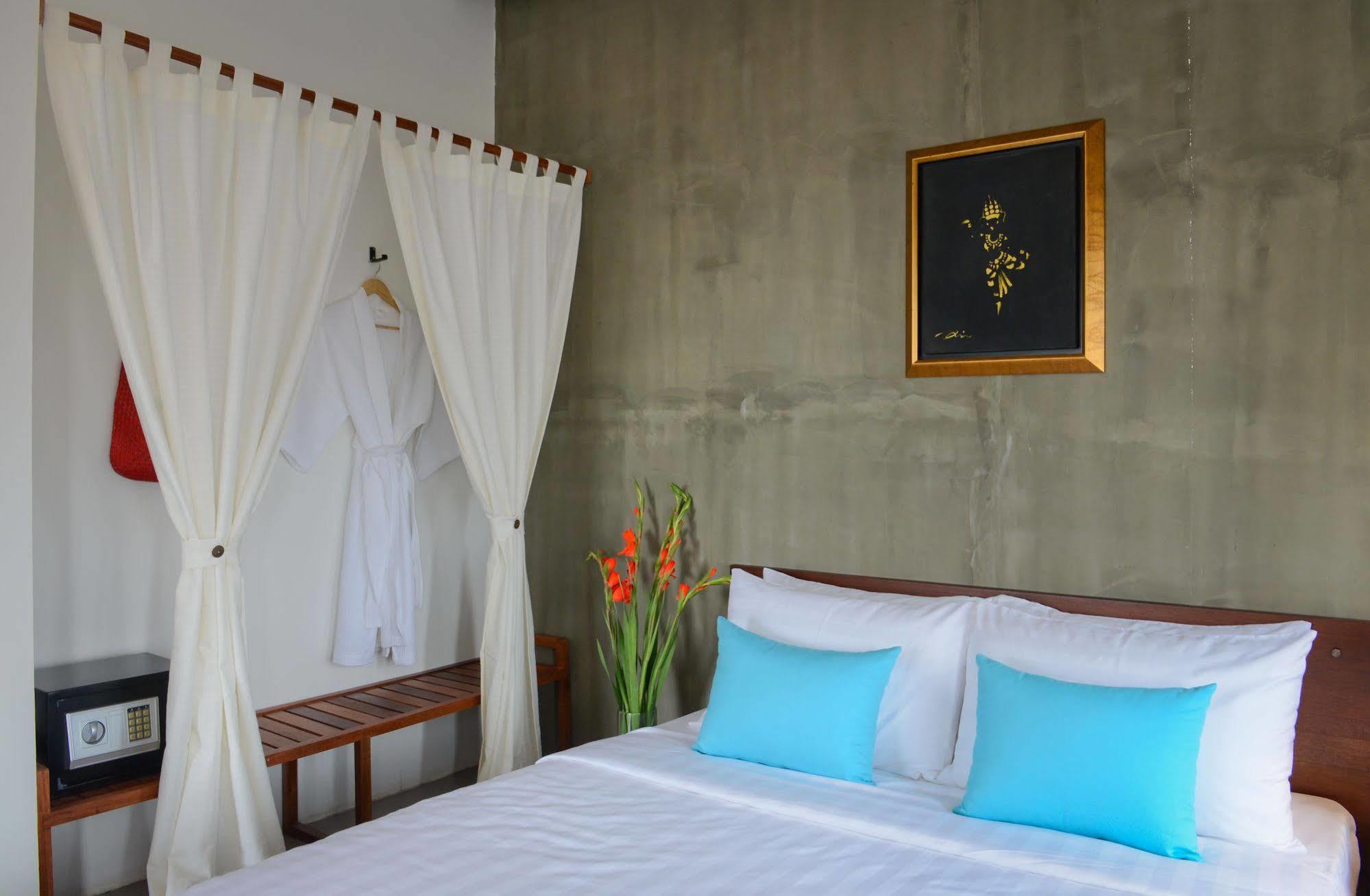 Kolab Sor Phnom Penh Hotel Exterior photo